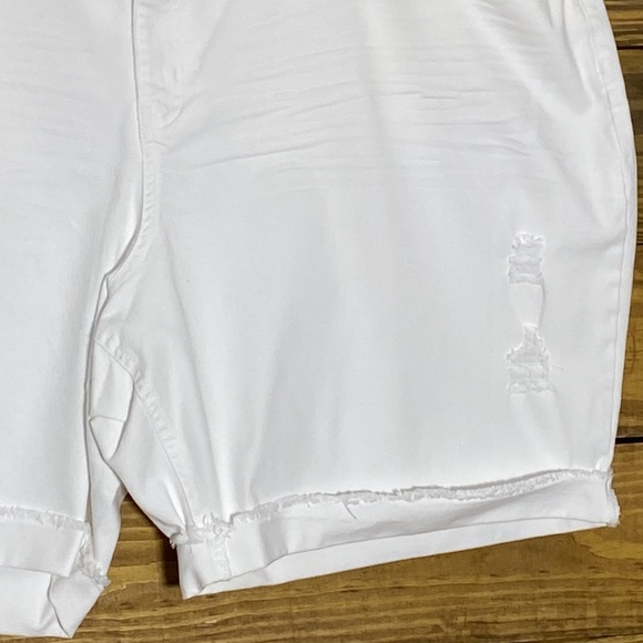 Plus Size White Distressed Denim Shorts - Picture 6 of 10